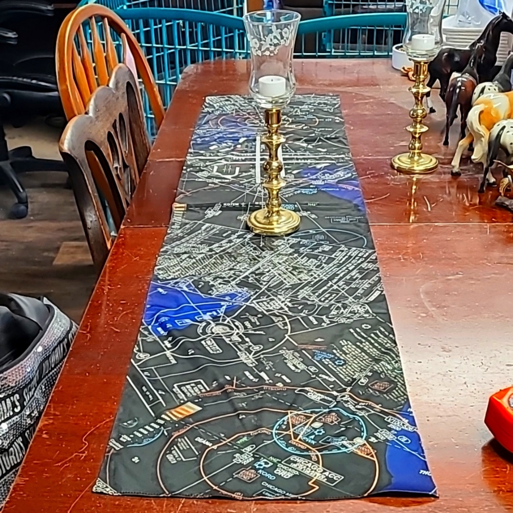 Aviation table runner